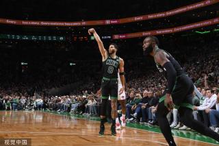 黑白交错的 黑白交错的